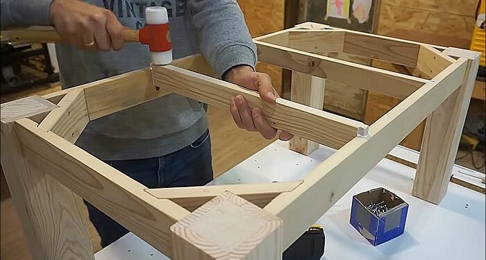 How to make a table with your own hands