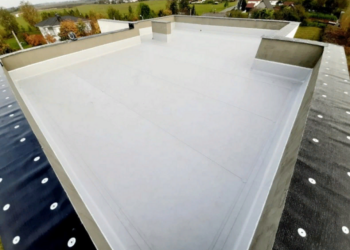 Installation of a membrane roof