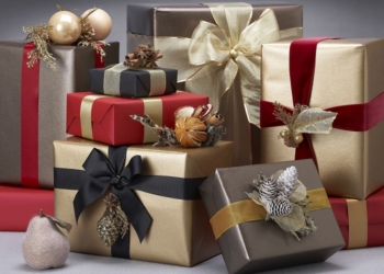 Features of choosing original gifts