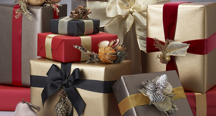 Features of choosing original gifts