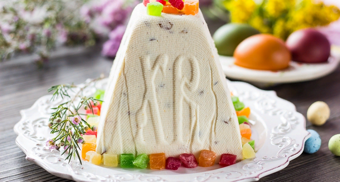 Easter cottage cheese cakes