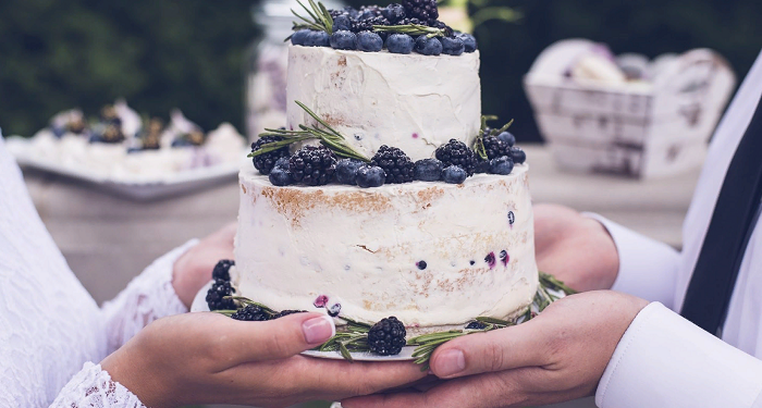 Popular options for wedding cakes
