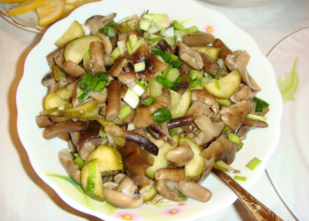 Pickled mushroom salad with pickled mushrooms