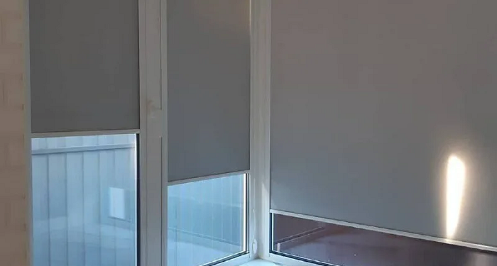 Как выбирать рулонные шторы и правила их установки