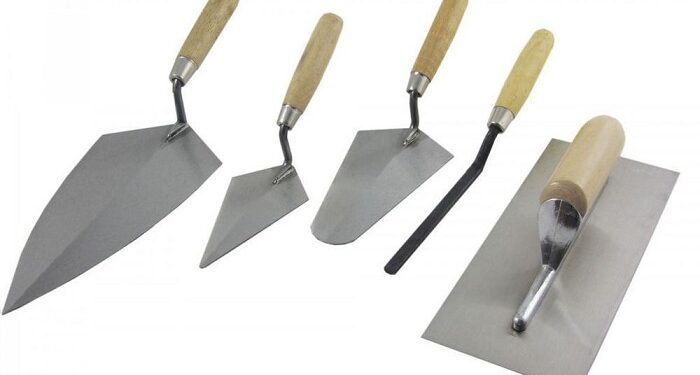 Как выбрать мастерок для определенных работ: размеры, форма, материалы