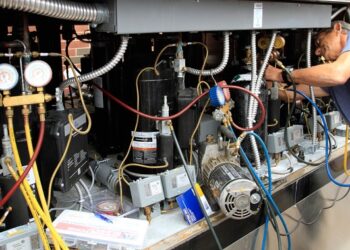 Refrigeration equipment repair in Los Angeles: benefits of turning to professionals