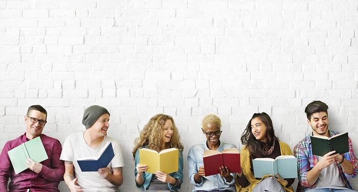 Читайте книги, і світ стане яскравішим