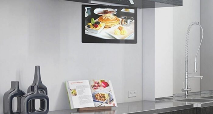 Телевізор для кухні: популярні моделі, основні переваги та поради щодо вибору